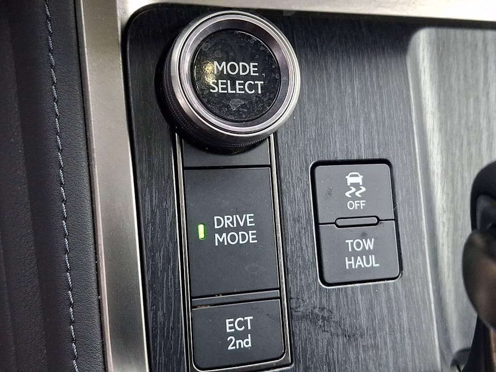 Thumbnail: 2024 Lexus ES - 29