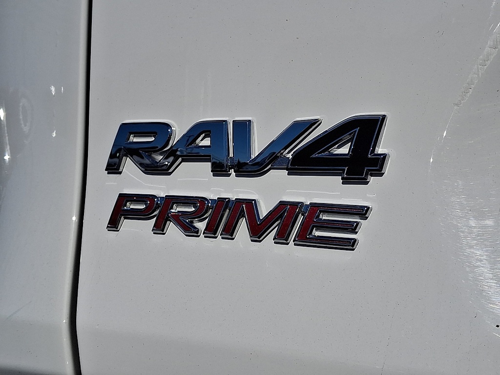 Thumbnail: 2021 Toyota RAV4 - 7