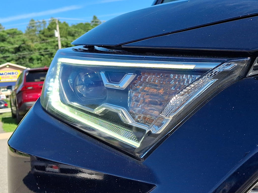 Thumbnail: 2019 Toyota RAV4 - 19