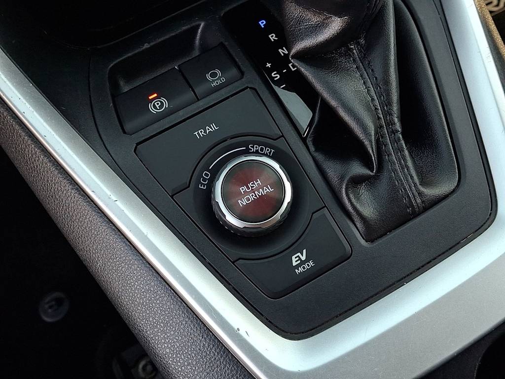 Thumbnail: 2019 Toyota RAV4 - 28