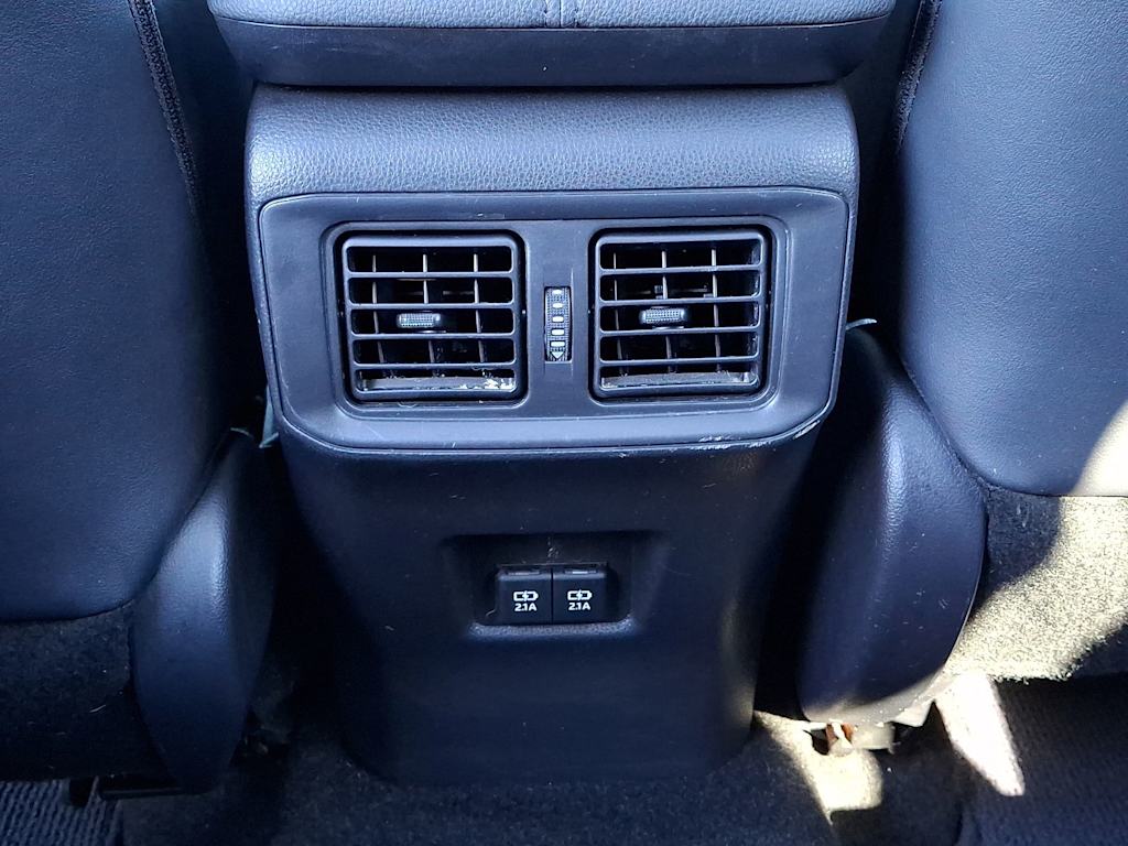 Thumbnail: 2019 Toyota RAV4 - 20