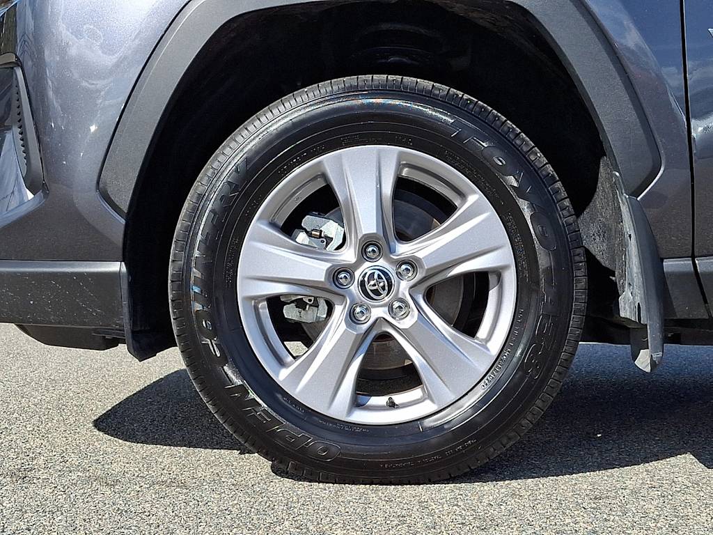 Thumbnail: 2025 Toyota RAV4 - 7