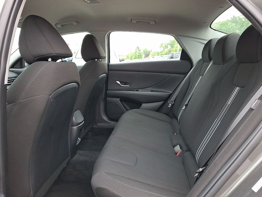 Thumbnail: 2024 Hyundai Elantra - 10