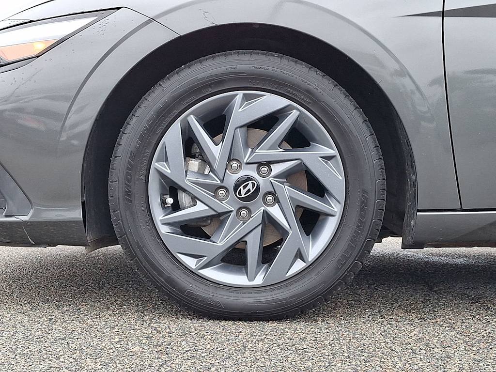Thumbnail: 2024 Hyundai Elantra - 7