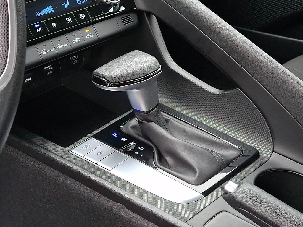 Thumbnail: 2024 Hyundai Elantra - 12