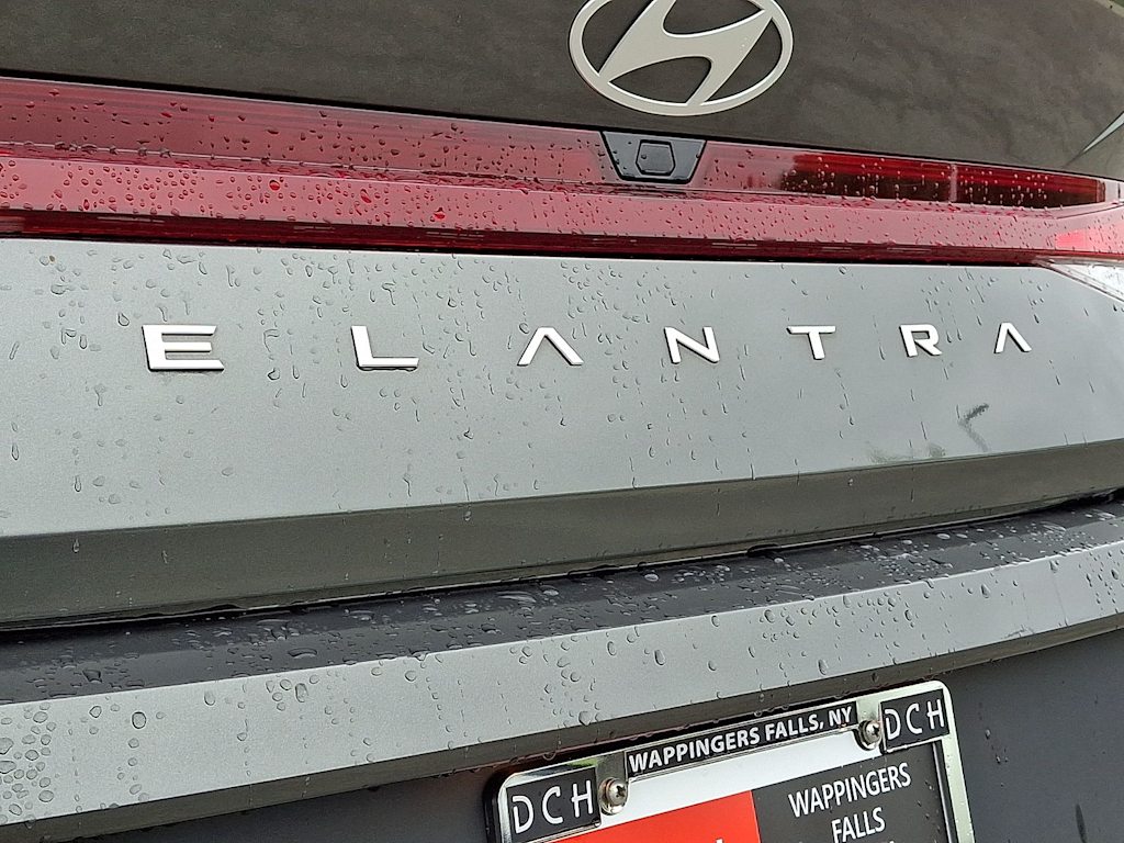 Thumbnail: 2024 Hyundai Elantra - 6