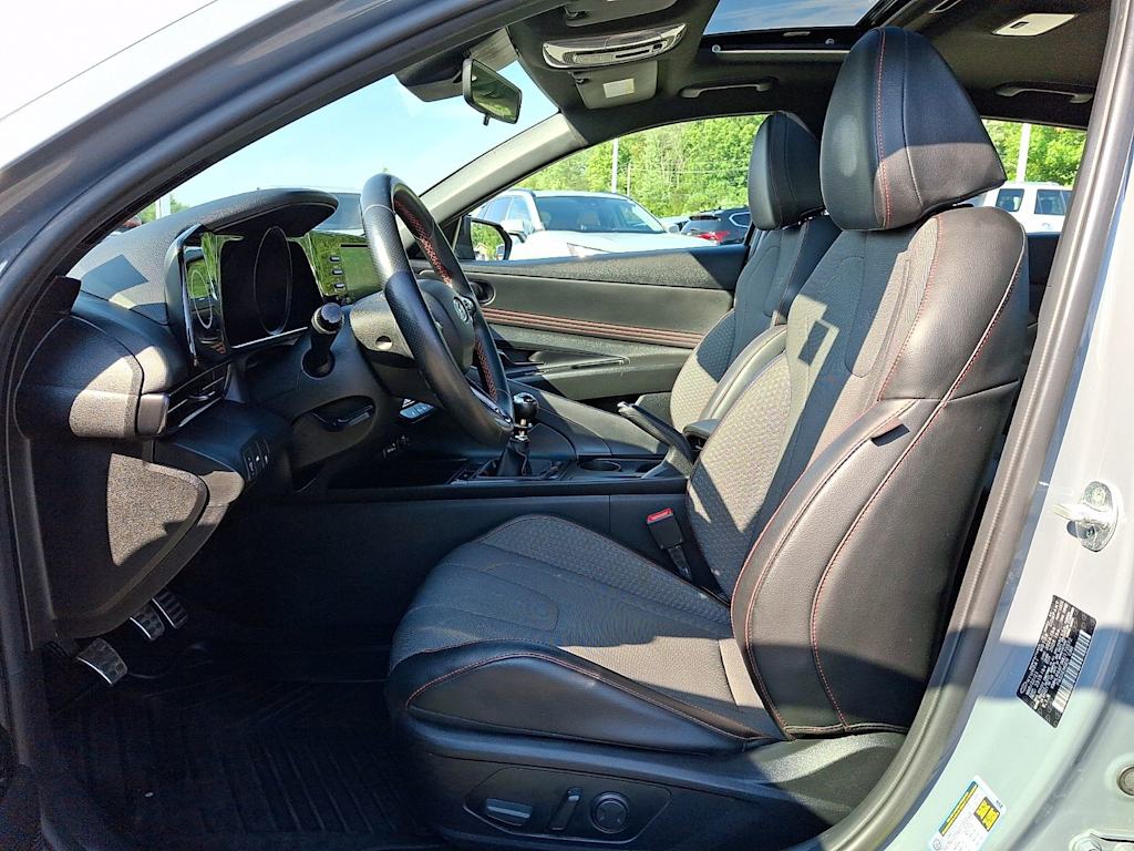 Thumbnail: 2021 Hyundai Elantra - 11