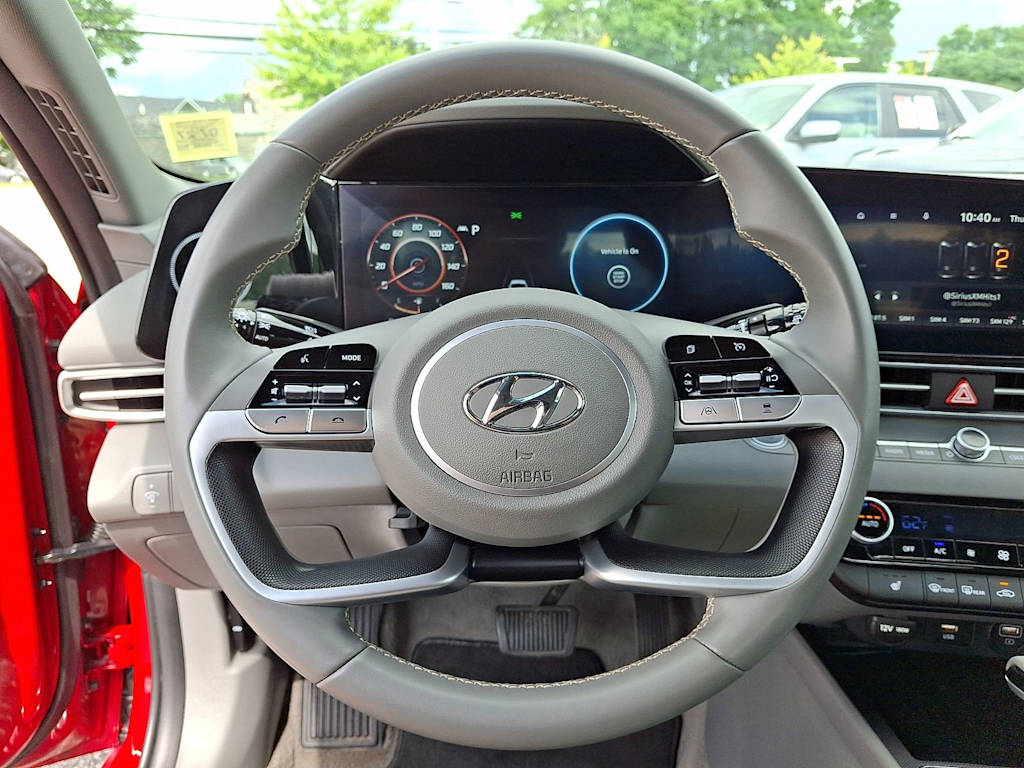 Thumbnail: 2023 Hyundai Elantra - 9