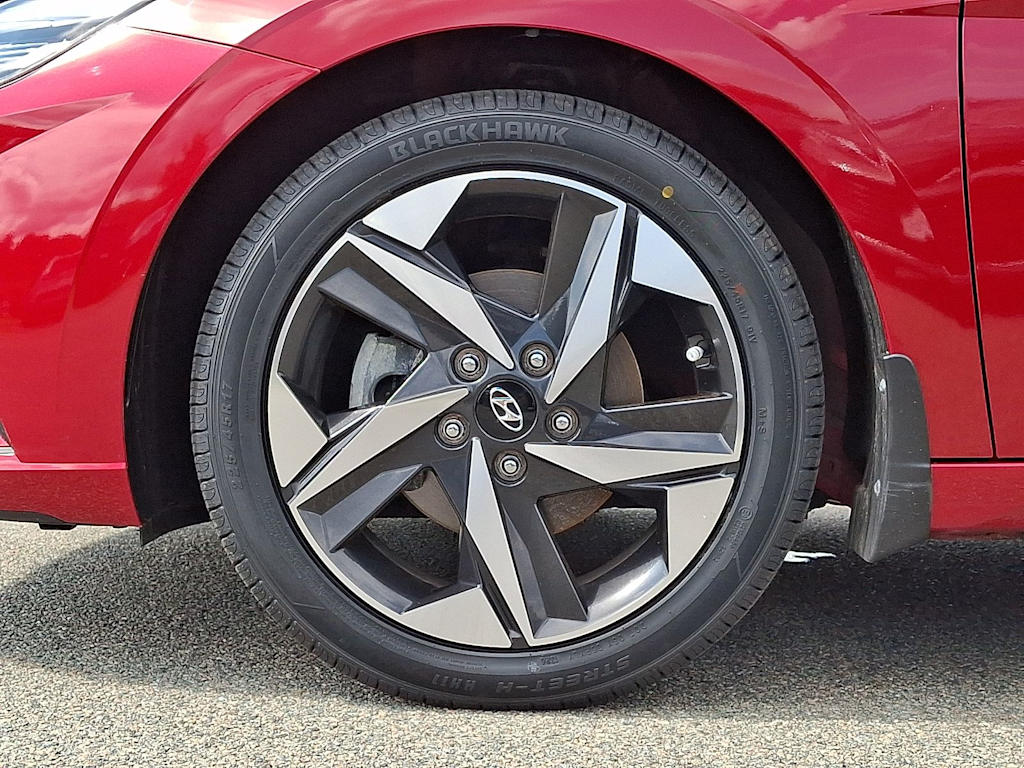 Thumbnail: 2023 Hyundai Elantra - 8