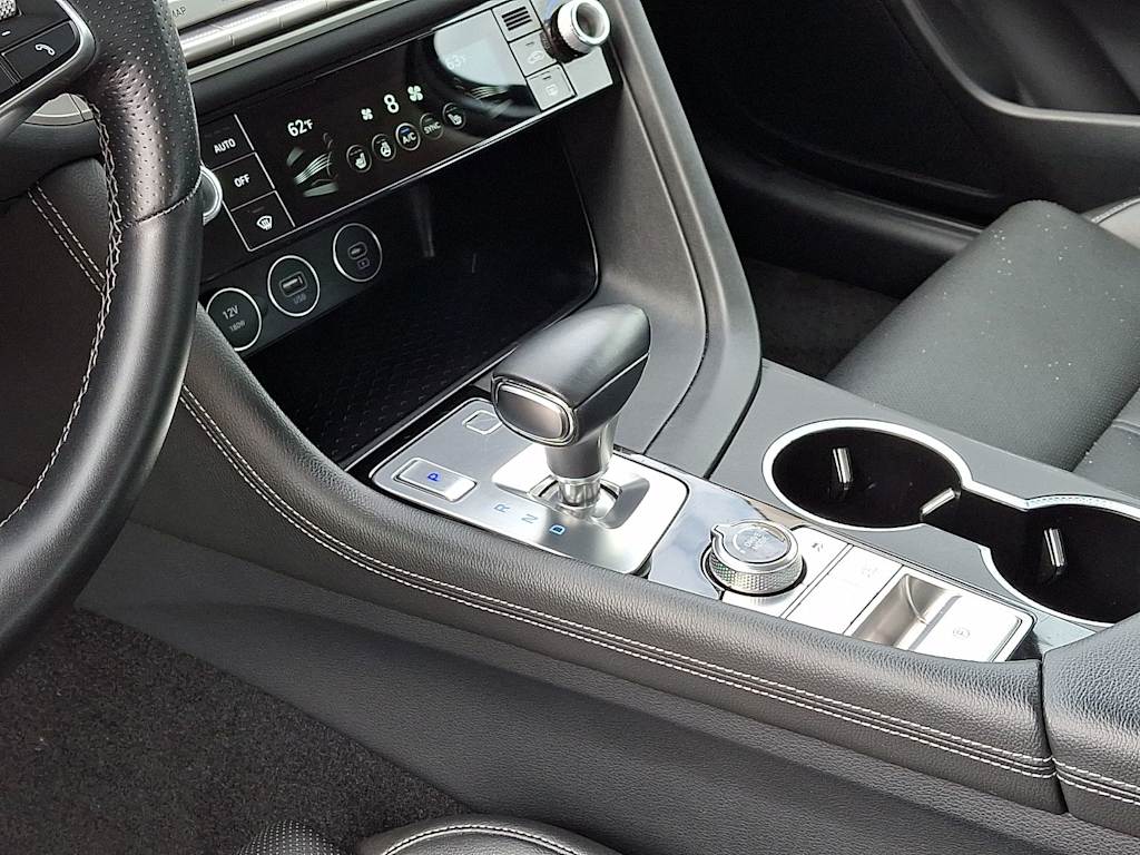 Thumbnail: 2025 Genesis G70 - 12