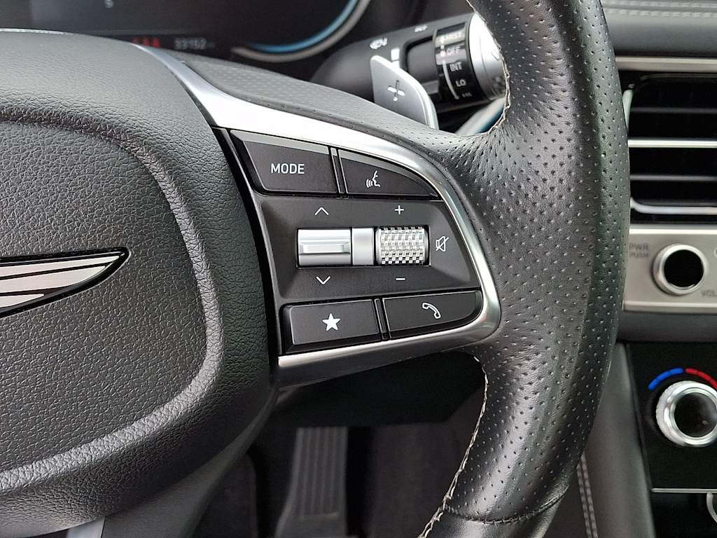 Thumbnail: 2025 Genesis G70 - 27
