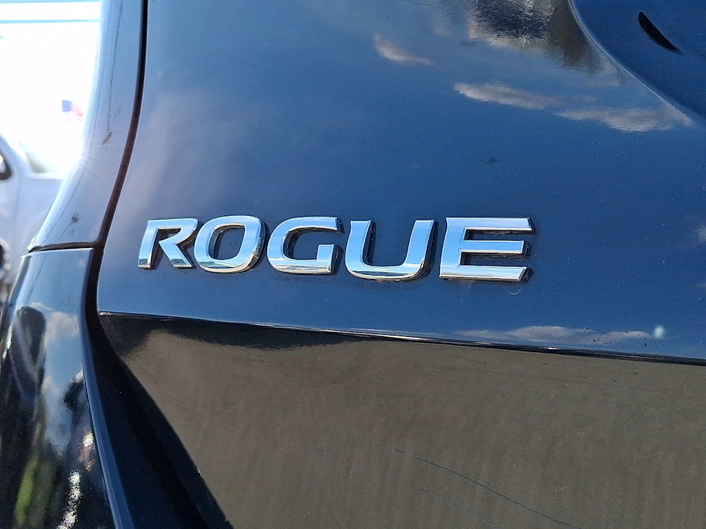 Thumbnail: 2016 Nissan Rogue - 7