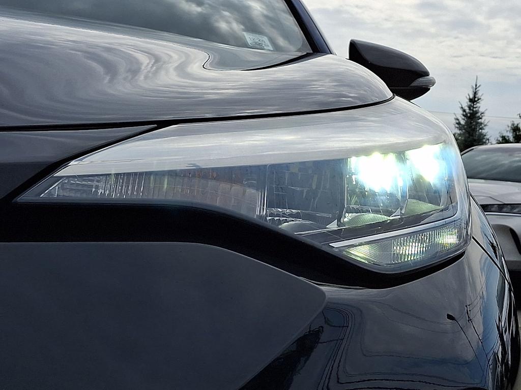 Thumbnail: 2020 Toyota C-HR - 18