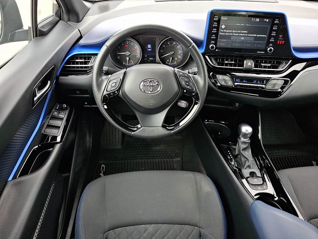 Thumbnail: 2020 Toyota C-HR - 2