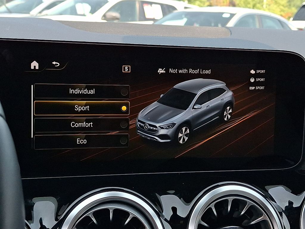 Thumbnail: 2023 Mercedes-Benz GLA - 30