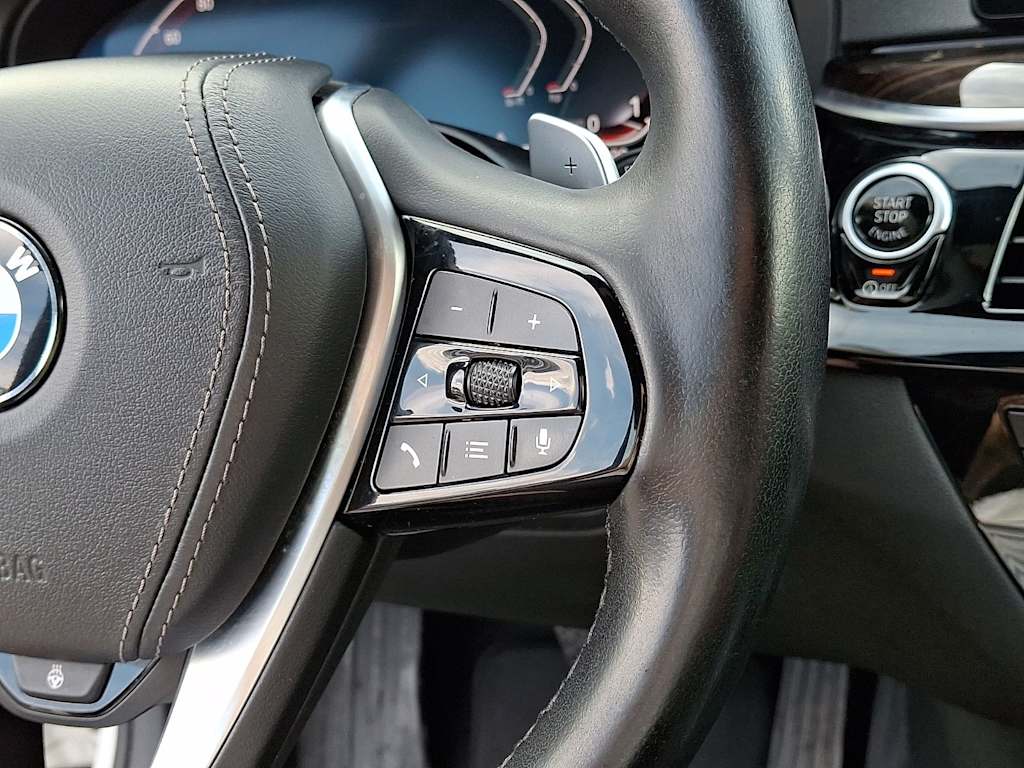 Thumbnail: 2020 BMW 5 Series - 22