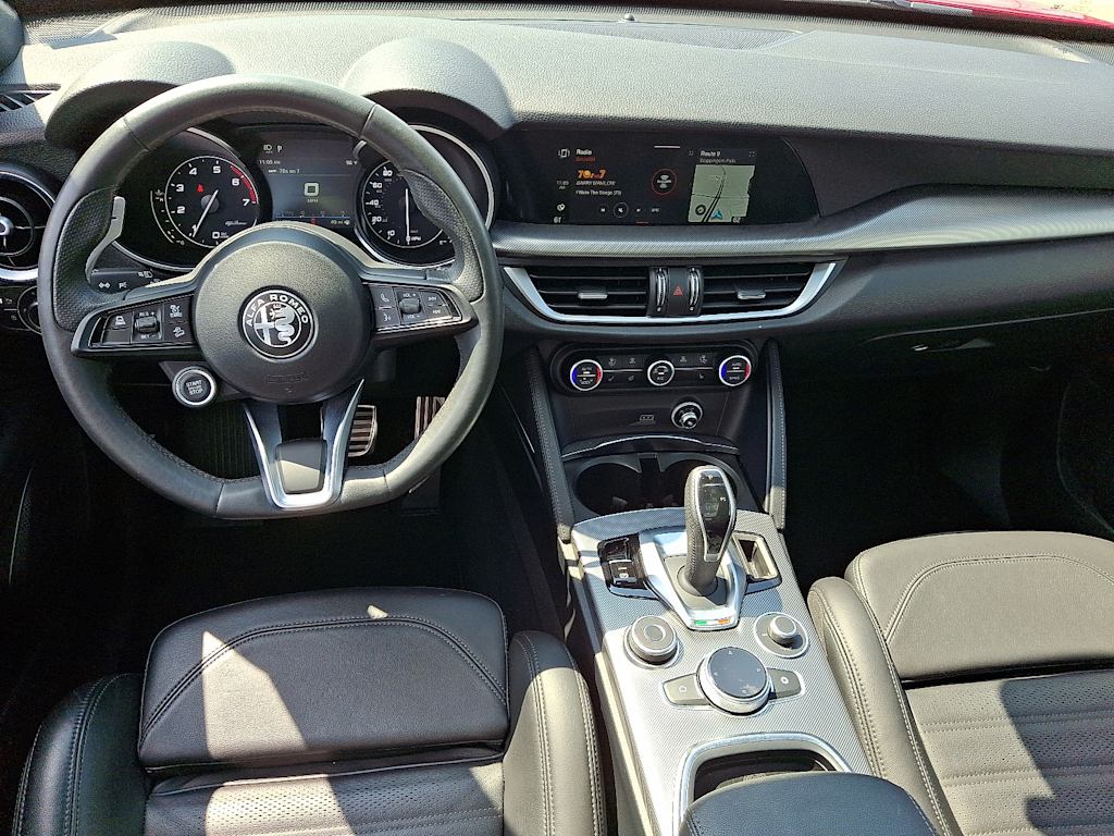 Thumbnail: 2022 Alfa Romeo Stelvio - 2