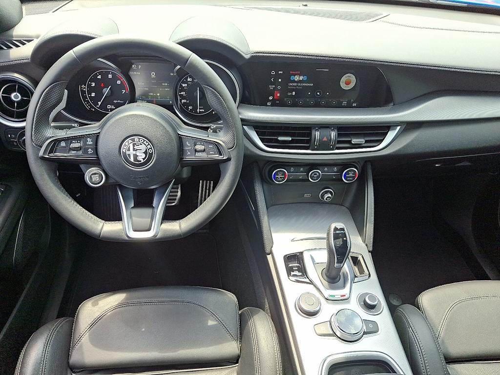 2022 Alfa Romeo Stelvio Ti 2