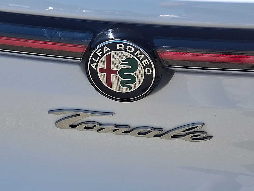 Thumbnail: 2024 Alfa Romeo Tonale - 29