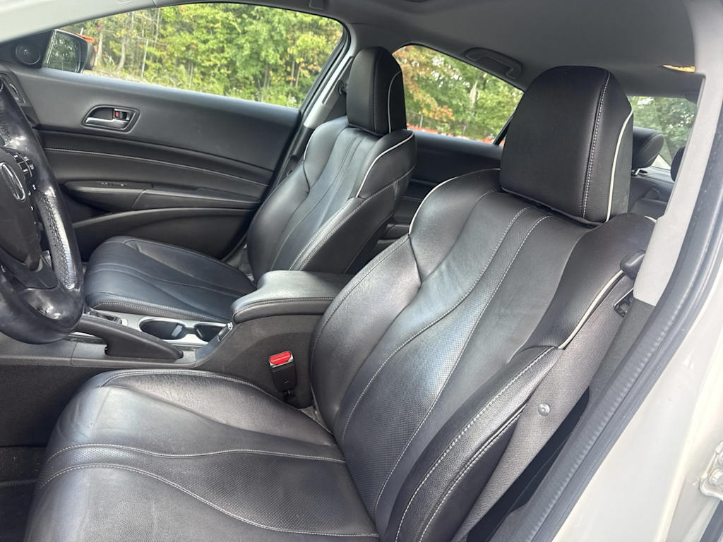 Thumbnail: 2019 Acura ILX - 10