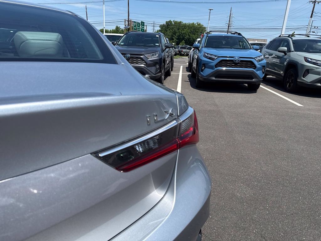 Thumbnail: 2022 Acura ILX - 6