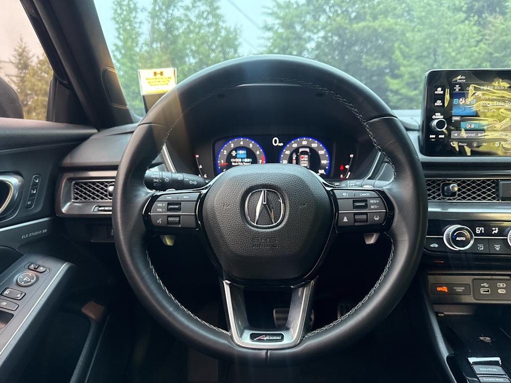 Thumbnail: 2023 Acura Integra - 11