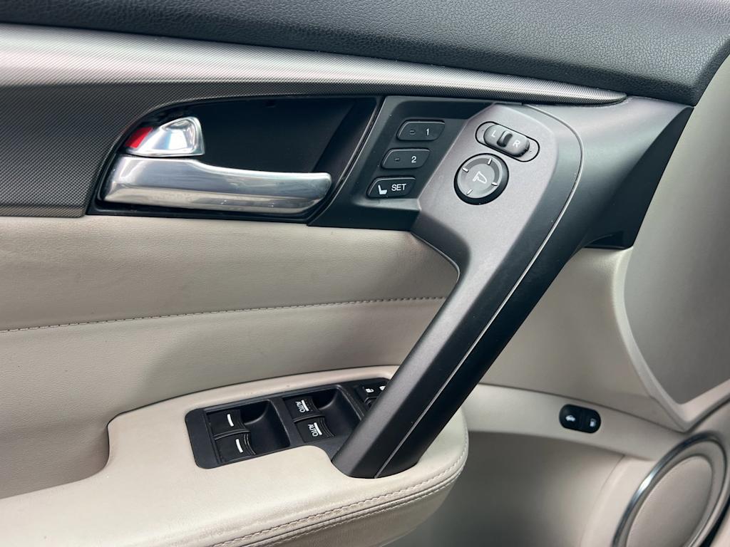 Thumbnail: 2014 Acura TL - 19