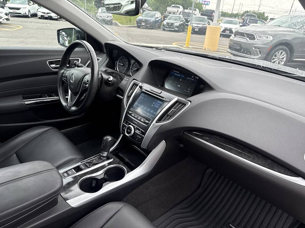 Thumbnail: 2019 Acura TLX - 8