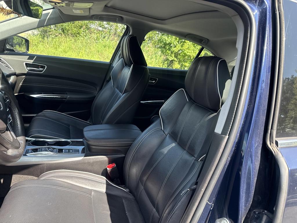 Thumbnail: 2019 Acura TLX - 9