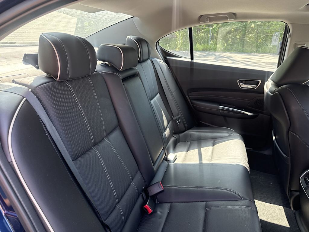 Thumbnail: 2019 Acura TLX - 19
