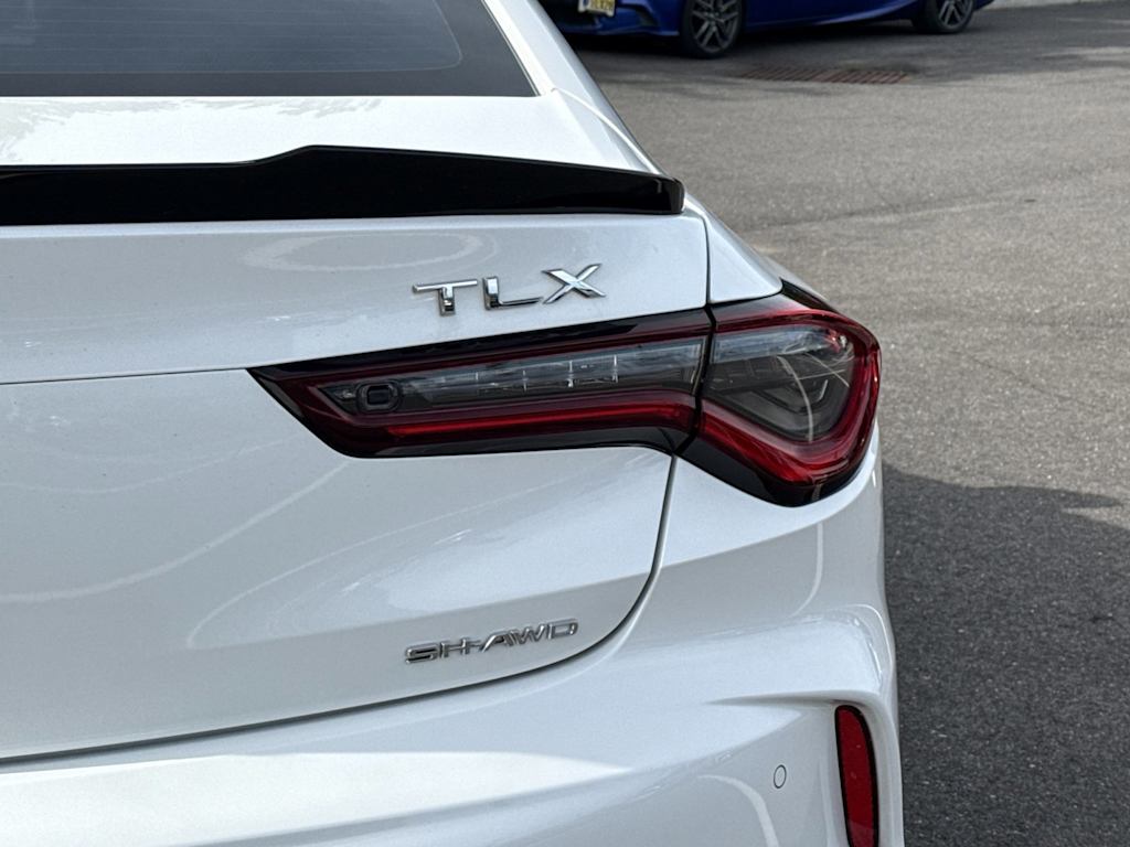 Thumbnail: 2022 Acura TLX - 19