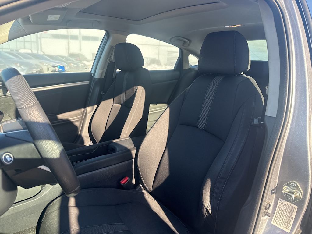 Thumbnail: 2016 Honda Civic - 9