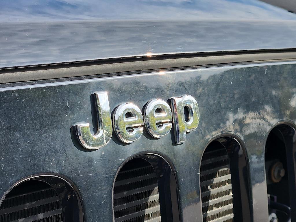 Thumbnail: 2013 Jeep Wrangler - 29