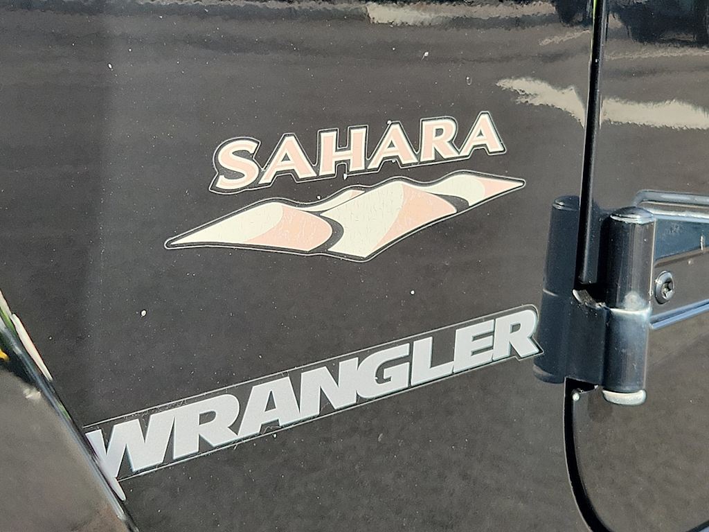 Thumbnail: 2013 Jeep Wrangler - 28