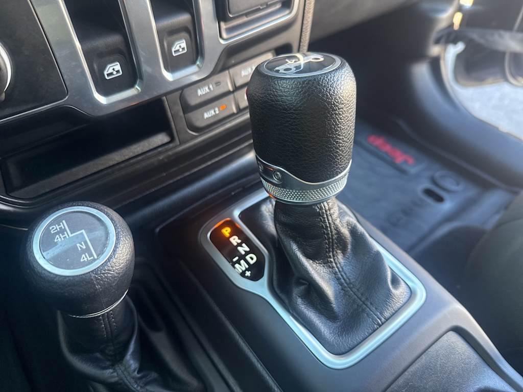 Thumbnail: 2018 Jeep Wrangler - 22