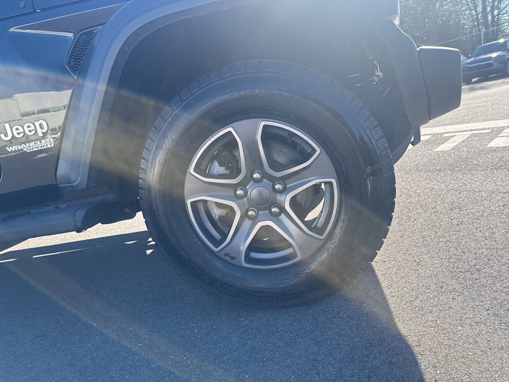 Thumbnail: 2018 Jeep Wrangler - 6