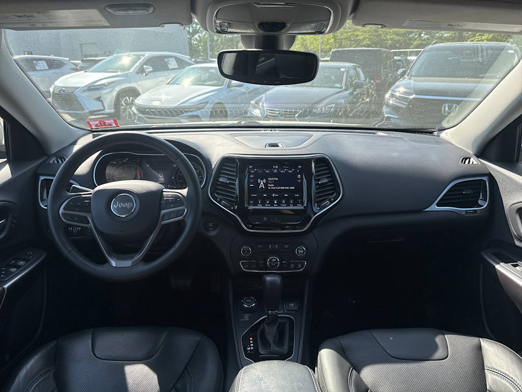 Thumbnail: 2019 Jeep Cherokee - 13