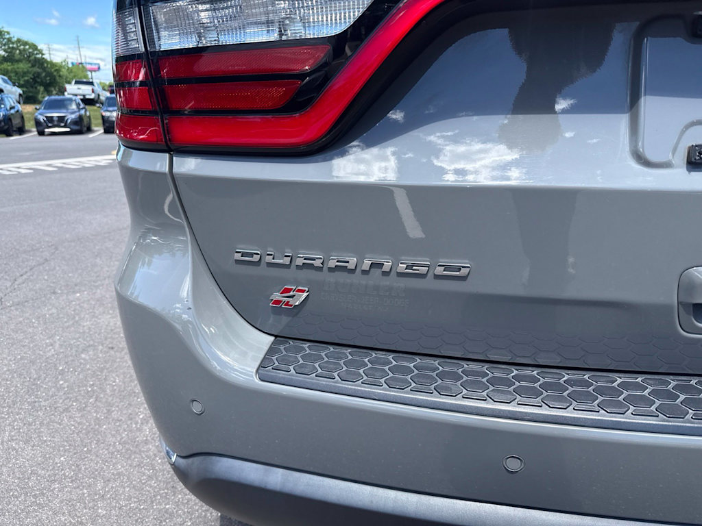 Thumbnail: 2022 Dodge Durango - 6