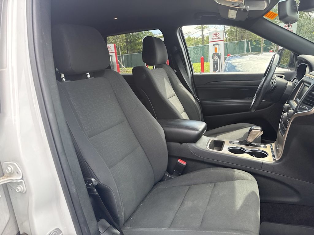 Thumbnail: 2016 Jeep Grand Cherokee - 10