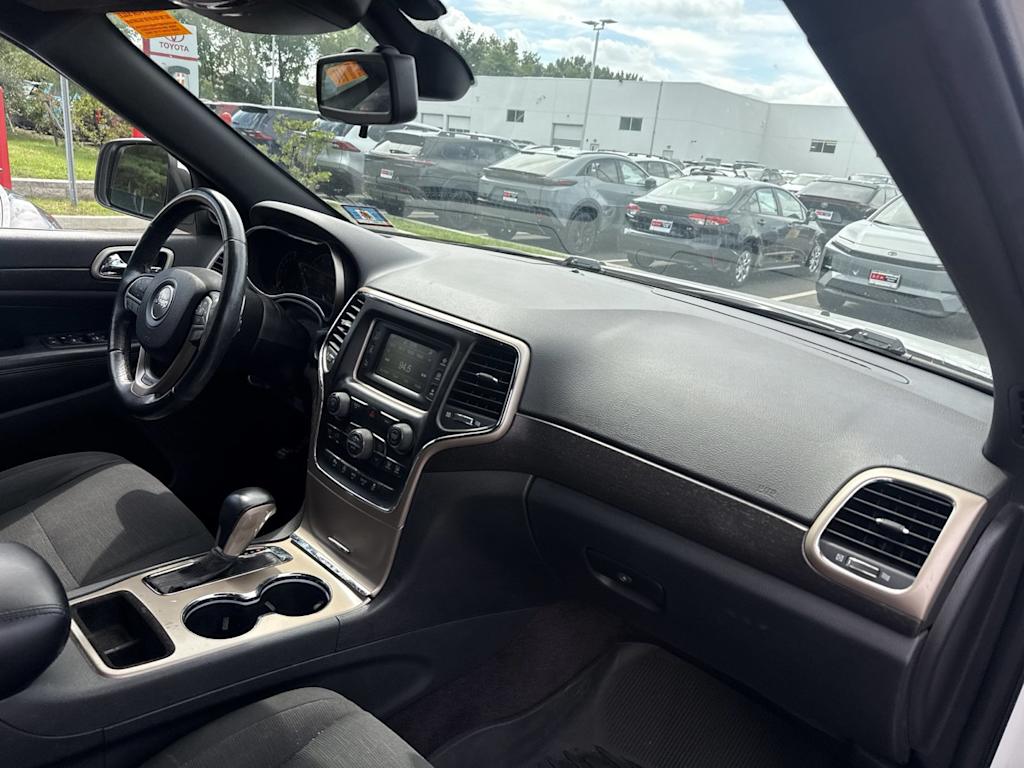Thumbnail: 2016 Jeep Grand Cherokee - 8
