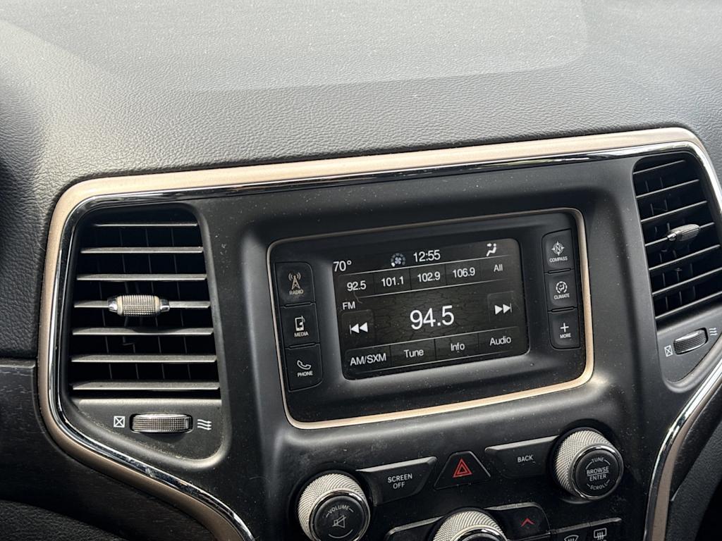 Thumbnail: 2016 Jeep Grand Cherokee - 14