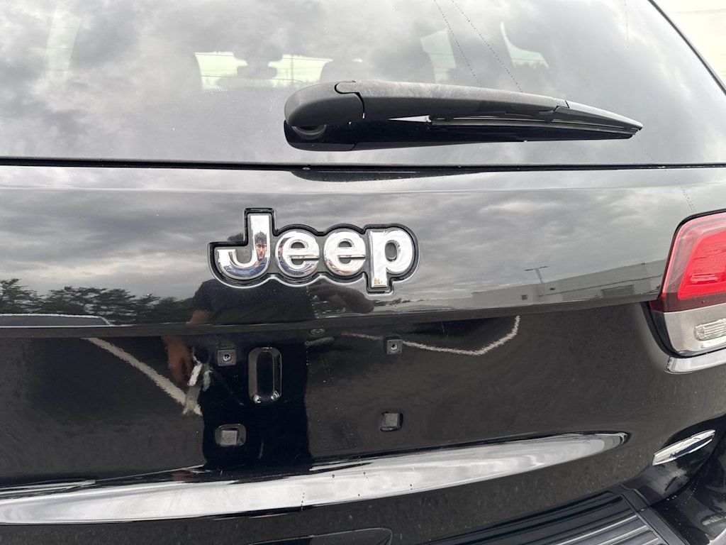 Thumbnail: 2020 Jeep Grand Cherokee - 24