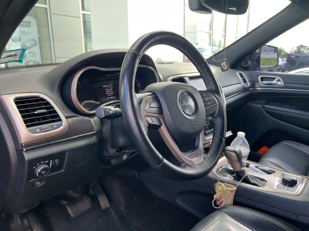 Thumbnail: 2017 Jeep Grand Cherokee - 2
