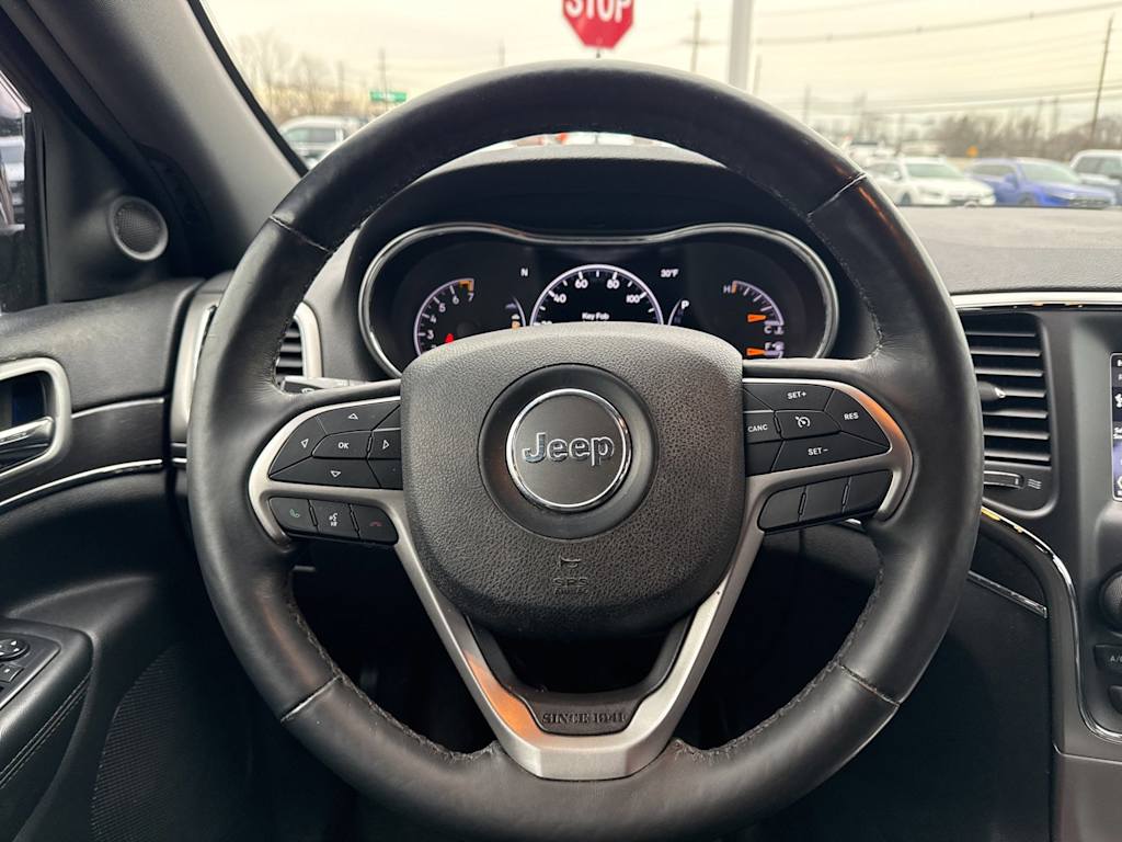 Thumbnail: 2018 Jeep Grand Cherokee - 12