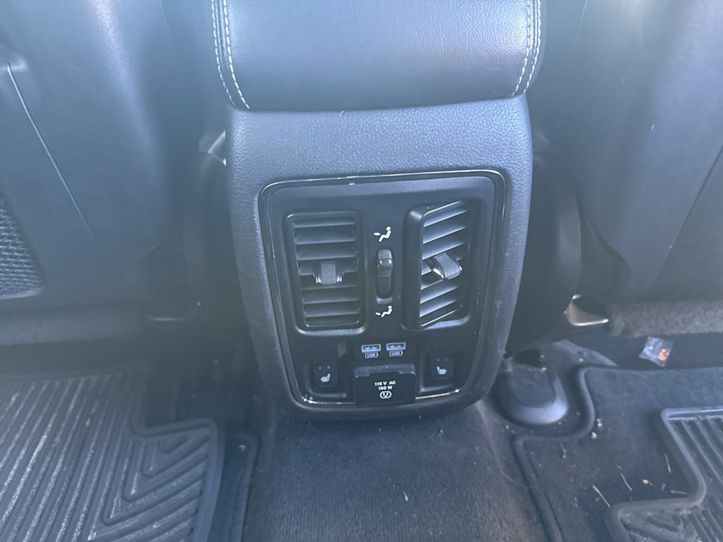 Thumbnail: 2015 Jeep Grand Cherokee - 25