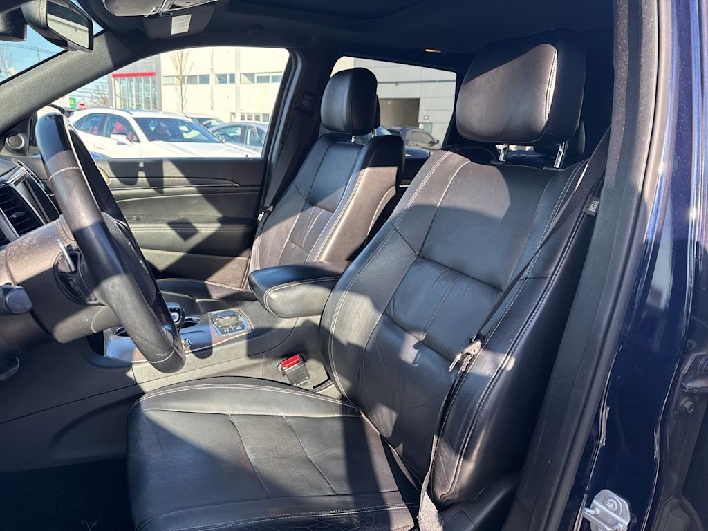 Thumbnail: 2015 Jeep Grand Cherokee - 9