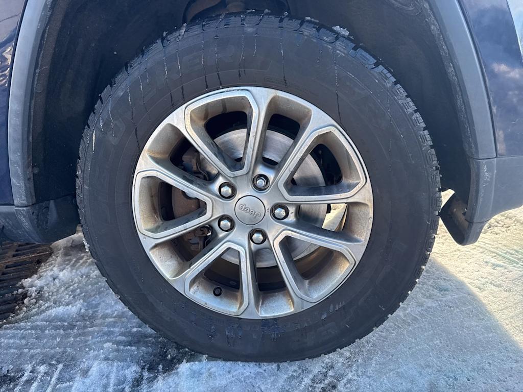 Thumbnail: 2015 Jeep Grand Cherokee - 7