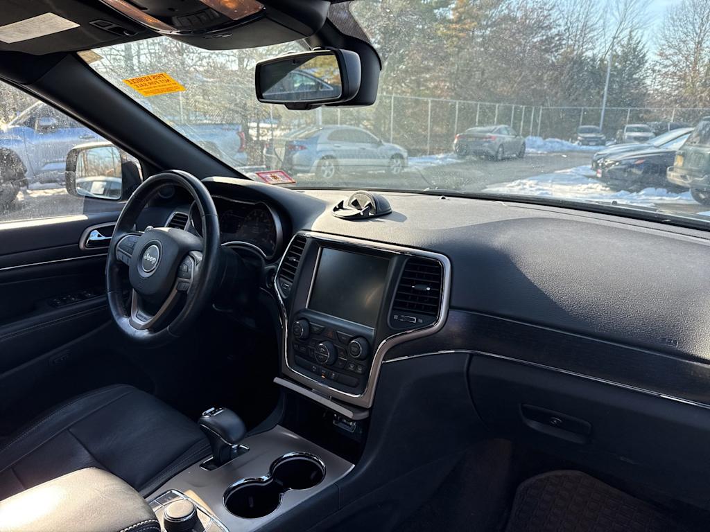 Thumbnail: 2015 Jeep Grand Cherokee - 8