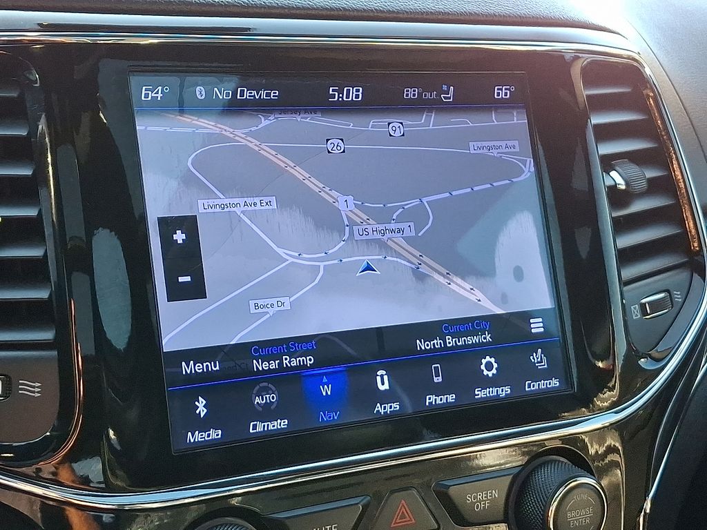 Thumbnail: 2019 Jeep Grand Cherokee - 12