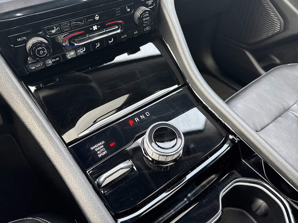 Thumbnail: 2023 Jeep Grand Cherokee - 23